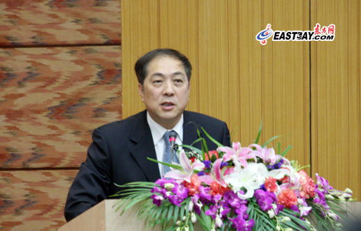 上海市政协副主席李良园出席。